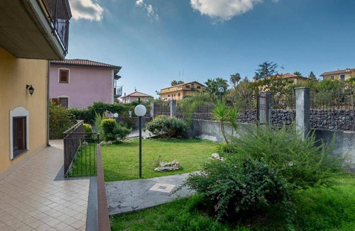 Trecastagni Villa | 138 m² Villa ∙ 4 bedrooms ∙ 7 guests