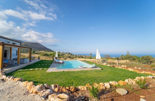 Scopello Villa | 150 m² Villa ∙ 3 bedrooms ∙ 6 guests