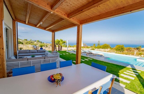 Scopello Villa | 150 m² Villa ∙ 3 bedrooms ∙ 6 guests