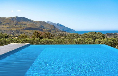 Castellammare del Golfo Villa | 150 m² Villa ∙ 4 bedrooms ∙ 8 guests