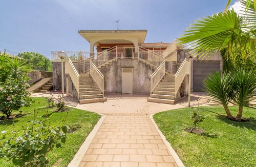Zafferana Etnea Villa | 150 m² Villa ∙ 3 bedrooms ∙ 6 guests