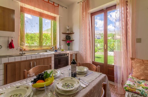 Zafferana Etnea Villa | 150 m² Villa ∙ 3 bedrooms ∙ 6 guests