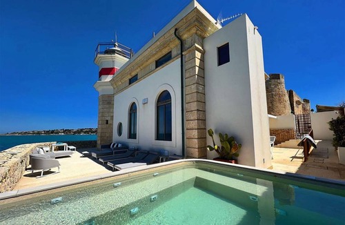 Brucoli Villa | 150 m² Villa ∙ 3 bedrooms ∙ 6 guests