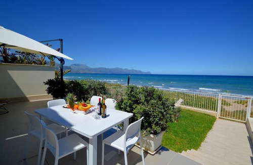 Alcamo Marina Villa | 150 m² Villa ∙ 4 bedrooms ∙ 7 guests