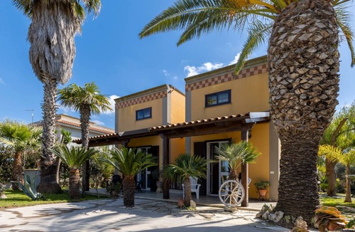 Santa Maria del Focallo Villa | 150 m² Villa ∙ 4 bedrooms ∙ 9 guests