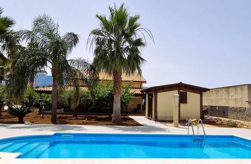 Alcamo Marina Villa | 150 m² Villa ∙ 5 bedrooms ∙ 11 guests