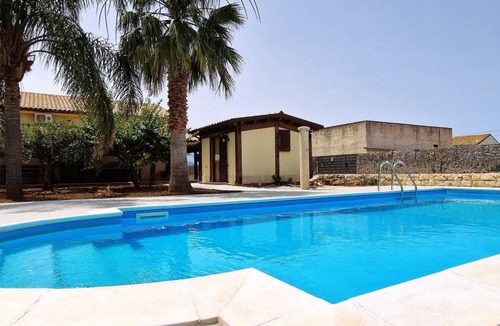 Alcamo Marina Villa | 150 m² Villa ∙ 5 bedrooms ∙ 11 guests
