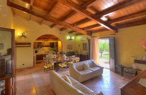 Solarino House | 160 m² House ∙ 3 bedrooms ∙ 6 guests