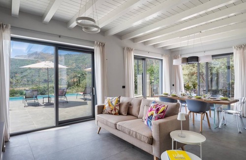 Savoca Villa | 160 m² Villa ∙ 3 bedrooms ∙ 6 guests