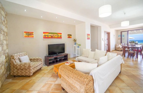 Torre Colonna-sperone House | 165 m² House ∙ 3 bedrooms ∙ 6 guests