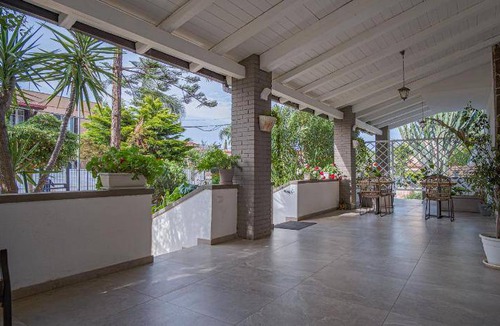 Mondello Bed & Breakfast | 170 m² Bed and breakfast ∙ 5 bedrooms ∙ 16 guests