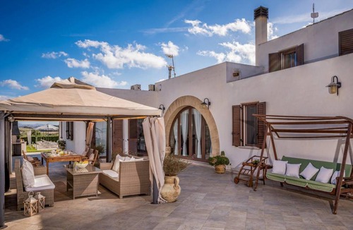 Paceco Villa | 170 m² Villa ∙ 3 bedrooms ∙ 6 guests