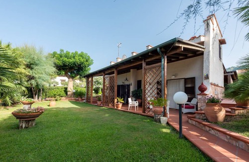 Mazzaforno Villa | 170 m² Villa ∙ 4 bedrooms ∙ 10 guests