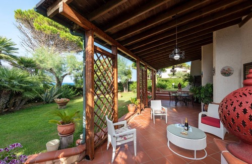 Mazzaforno Villa | 170 m² Villa ∙ 4 bedrooms ∙ 10 guests