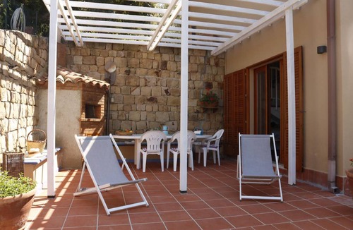 Tusa House | 180 m² House ∙ 2 bedrooms ∙ 4 guests