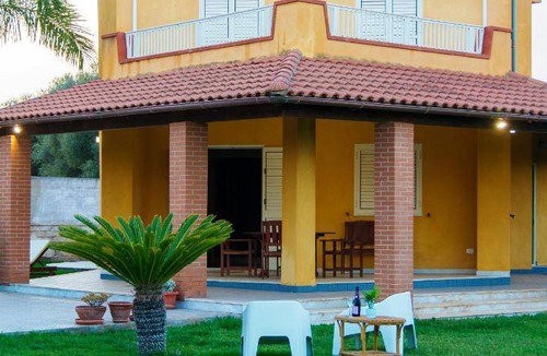 Arenella House | 180 m² House ∙ 3 bedrooms ∙ 7 guests