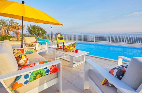 Favara Villa | 180 m² Villa ∙ 3 bedrooms ∙ 6 guests