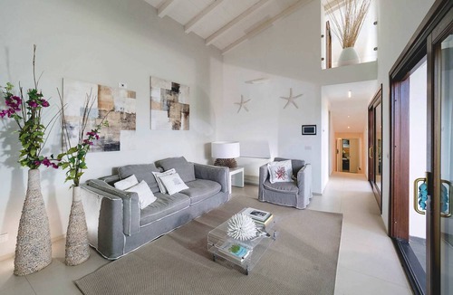Cefalu Villa | 180 m² Villa ∙ 3 bedrooms ∙ 6 guests