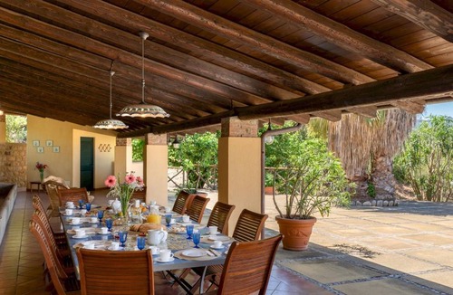 Caronia Villa | 180 m² Villa ∙ 6 bedrooms ∙ 12 guests