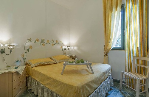Fontane Bianche House | 186 m² House ∙ 6 bedrooms ∙ 12 guests