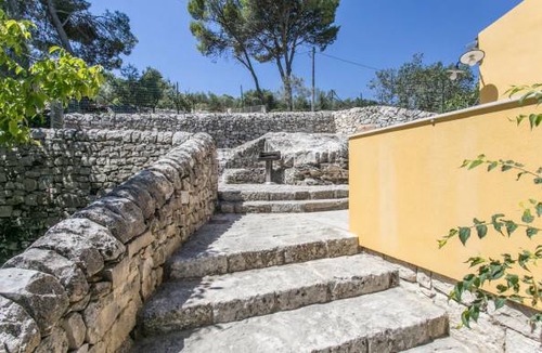 Pietre Nere San Zagaria House | 2 bedroom accommodation in Modica