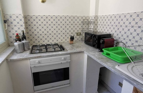 Castellammare Apartment | 2 Bedroom Apartment in Palermo