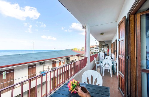Mili San Pietro Apartment | 2 bedroom awesome apartment in Messina