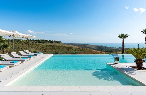 Ribera Villa | 2 bedroom villa rental in Sicily near seaside with pool, views, Wi-Fi and air conditioning