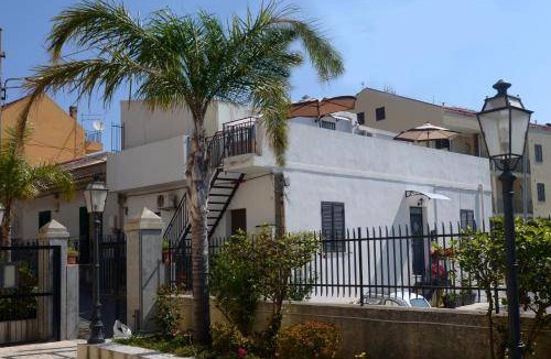 Capo Peloro Bed & Breakfast | 20 m² Bed and breakfast ∙ 4 guests
