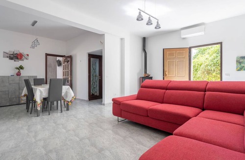 Misilmeri House | 200 m² House ∙ 1 bedroom ∙ 10 guests