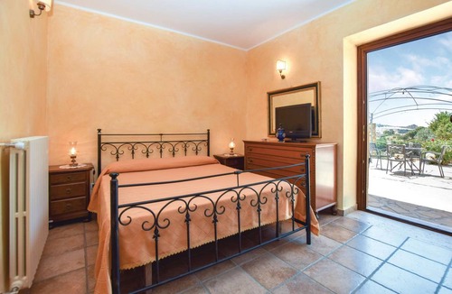 Nicosia House | 200 m² House ∙ 4 bedrooms ∙ 8 guests