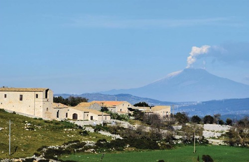 Nicosia House | 200 m² House ∙ 4 bedrooms ∙ 8 guests