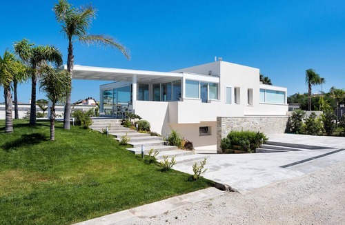Marsala House | 200 m² House ∙ 5 bedrooms ∙ 10 guests