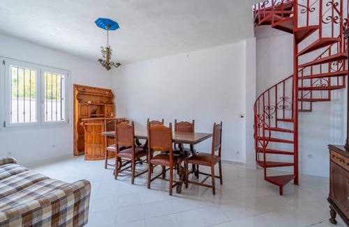 Granelli House | 200 m² House ∙ 6 bedrooms ∙ 9 guests