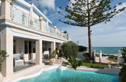 Fontane Bianche Villa | 200 m² Villa ∙ 7 bedrooms ∙ 14 guests