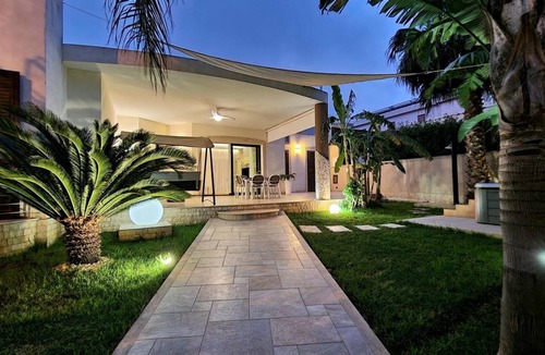 Alcamo Villa | 200 m² Villa ∙ 3 bedrooms ∙ 8 guests
