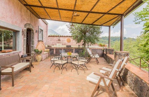 Trecastagni Villa | 200 m² Villa ∙ 3 bedrooms ∙ 8 guests