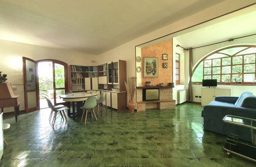 Arenella Villa | 200 m² Villa ∙ 4 bedrooms ∙ 10 guests