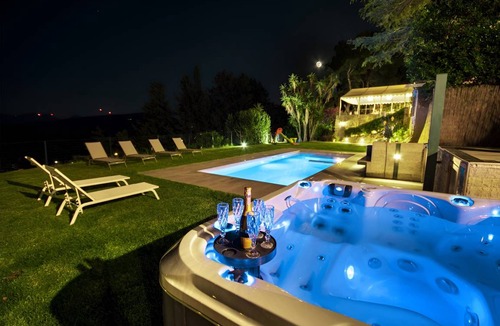 Alcamo Villa | 200 m² Villa ∙ 4 bedrooms ∙ 12 guests