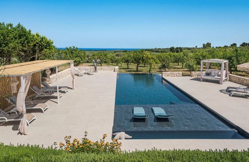 Noto Villa | 200 m² Villa ∙ 4 bedrooms ∙ 10 guests