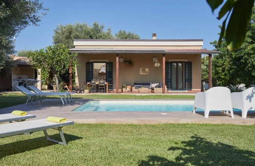 Noto Marina Villa | 200 m² Villa ∙ 4 bedrooms ∙ 13 guests