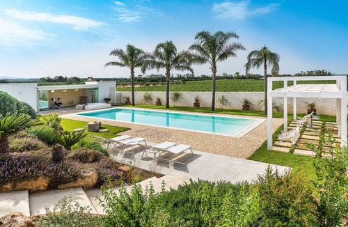 Marausa Villa | 200 m² Villa ∙ 5 bedrooms ∙ 10 guests