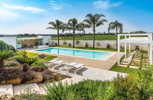 Marausa Villa | 200 m² Villa ∙ 5 bedrooms ∙ 10 guests