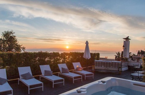 Taormina Villa | 202 m² Villa ∙ 3 bedrooms ∙ 6 guests
