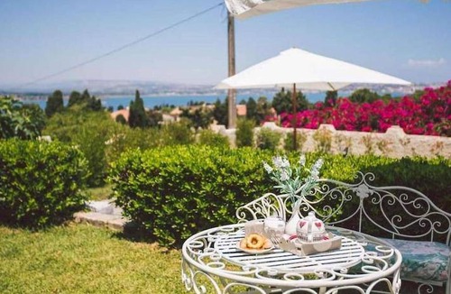 Isola Villa | 205 m² Villa ∙ 4 bedrooms ∙ 8 guests
