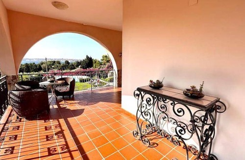 Isola Villa | 205 m² Villa ∙ 4 bedrooms ∙ 8 guests