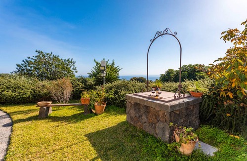 Santa Tecla Villa | 220 m² Villa ∙ 4 bedrooms ∙ 10 guests