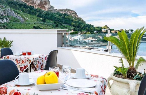 Sferracavallo Bed & Breakfast | 23 m² Bed and breakfast ∙ 5 guests