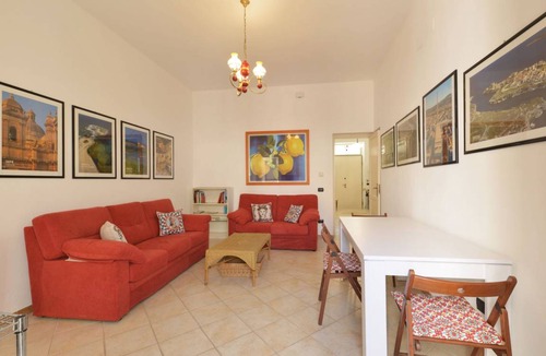 Floridia Villa | 235 m² Villa ∙ 1 bedroom ∙ 8 guests