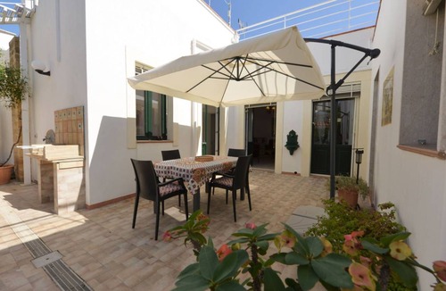 Floridia Villa | 235 m² Villa ∙ 4 bedrooms ∙ 8 guests